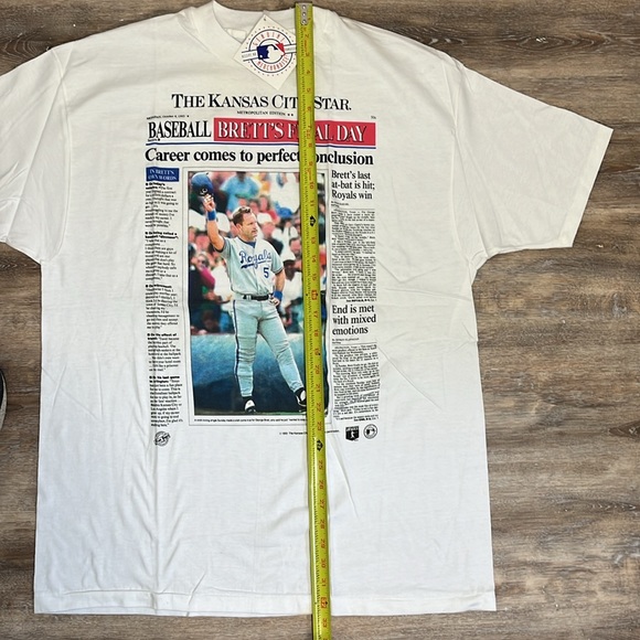NWT George Brett Retirement Sweatshirt and TShirt Extra Large KC Star Bundle - Picture 4 of 15